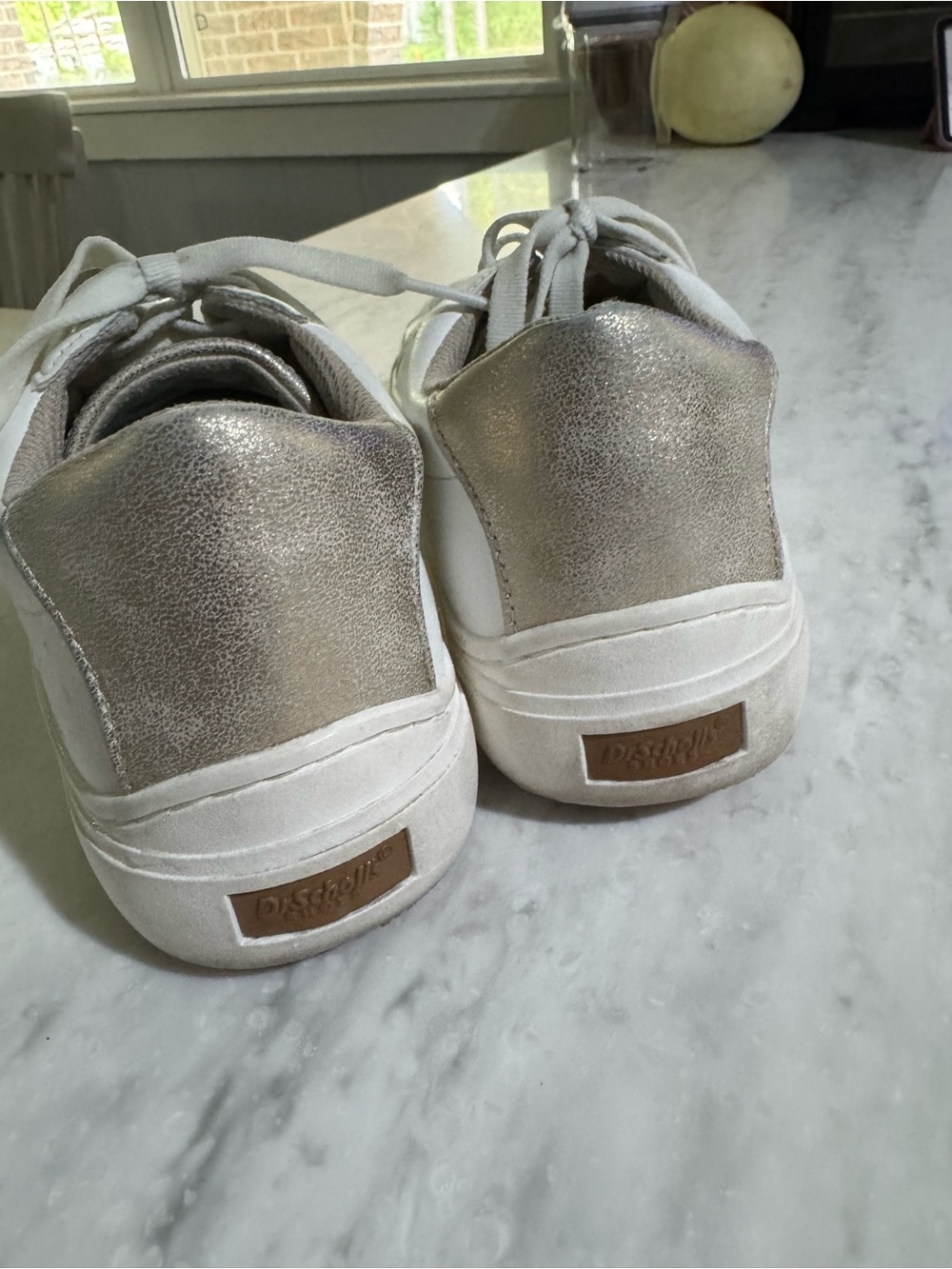 Dr. Scholl’s Time off Casual White Leather Sneakers size 9 - Picture 2 of 6